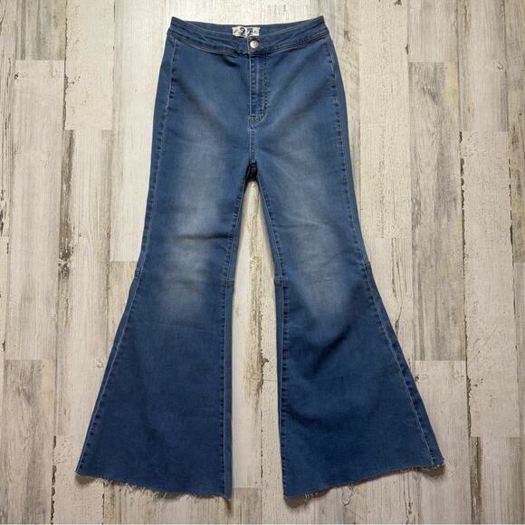 Free People We The Free Just Float On Flare Jeans Size 27 - Picture 2 of 5